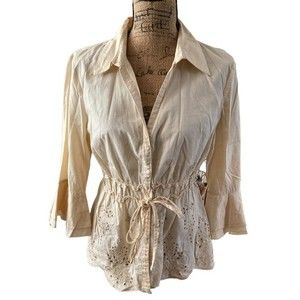 Bandolino 100% Cotton Embroidery Polyester Collar Button Down Bell Sleeve Top